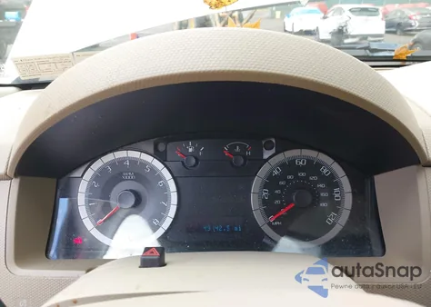 2009 Ford Escape Xlt z USA, uszkodzony, nr VIN 1FMCU93G39KB94308